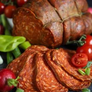Kulen enyhén csípős kb.1000g Bogád