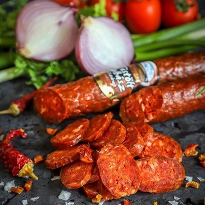 Fst.kolbász csípős kb.500g Bogád